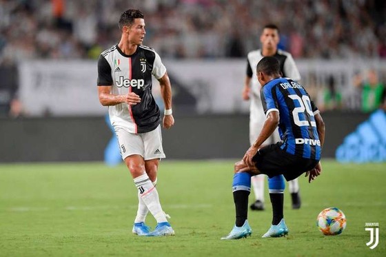 Cristiano Ronaldo tiếp tục ghi bàn cho Juventus