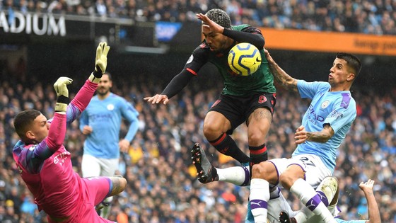Man City - Aston Villa 3-0: Sterling, De Bruyne và Gundogan ghi tuyệt phẩm ảnh 4