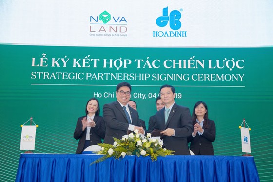 Novaland Expo thu hút nhiều “người khổng lồ” tham gia ảnh 3
