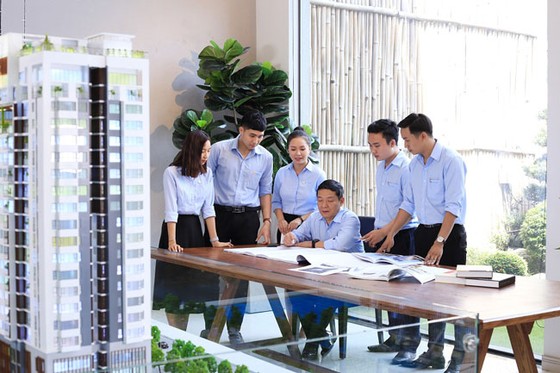 Novaland Expo thu hút nhiều “người khổng lồ” tham gia ảnh 1