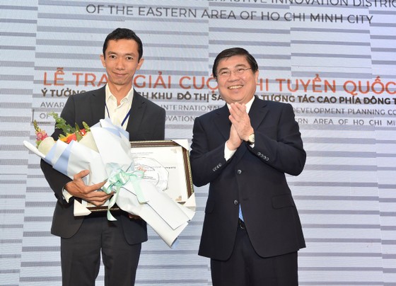 Bí thư Thành ủy TPHCM Nguyễn Thiện Nhân: Xây dựng chính quyền chung cho đô thị sáng tạo phía Đông ảnh 3