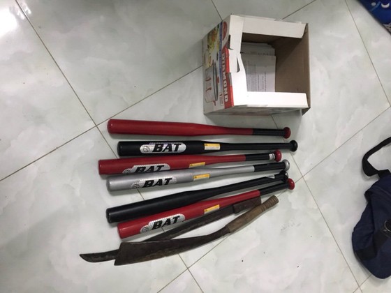 Nhóm 'giang hồ' bắt giữ 3 người bạn của con nợ để đòi 1 tỷ đồng ảnh 1