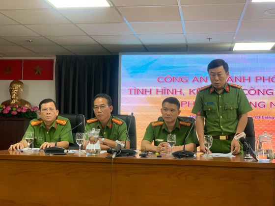 Triệt phá đường dây ma túy 'khủng' từ Lào về TPHCM, thu nhiều súng ảnh 1