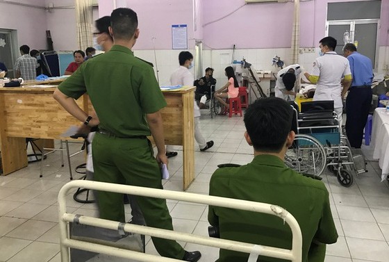 Vụ truy đuổi tội phạm, trung uý công an tử vong: Bắt khẩn cấp 3 đối tượng ảnh 1