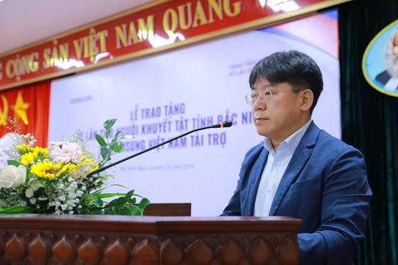 Tặng 220 xe lăn cho người khuyết tật ảnh 3