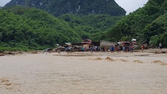 Tan hoang Sa Ná ảnh 1