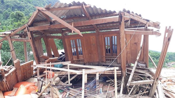 Tan hoang Sa Ná ảnh 3