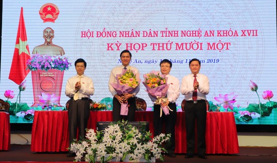 Nghệ An bầu bổ sung 2 Phó Chủ tịch UBND tỉnh ảnh 1