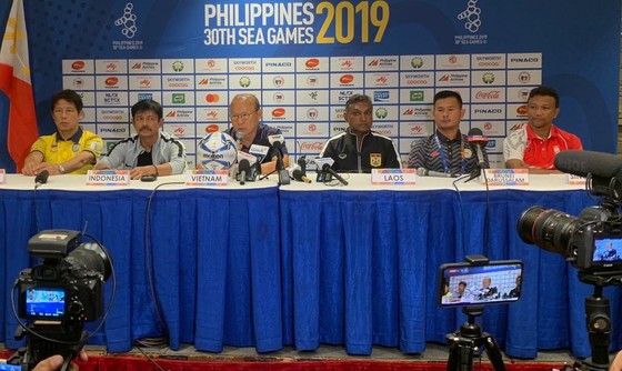 HLV Akira Nishino: Người đàn ông chậm trễ và lời xin lỗi muộn màng ảnh 3