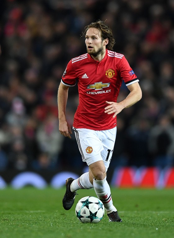 Mourinho đưa Darmian lên sàn, Napoli nhanh tay đặt giá ảnh 1
