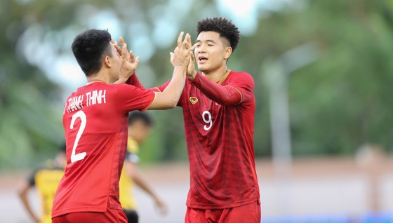 Khoảng khắc chiến thắng "6 sao" của U22 Việt Nam trước U22 Lào ảnh 8