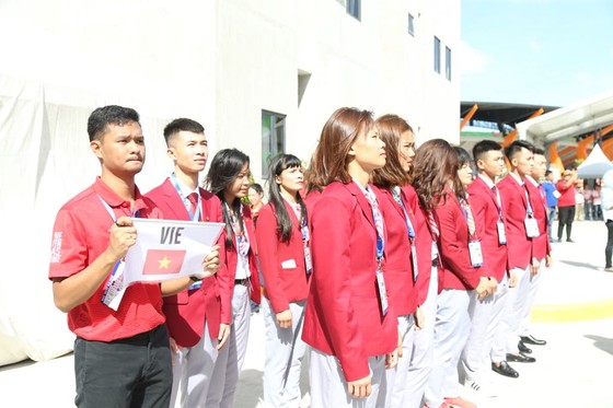 Lễ thượng cờ 'hoành tráng' của đoàn thể thao Việt Nam tại SEA Games 30 ảnh 3