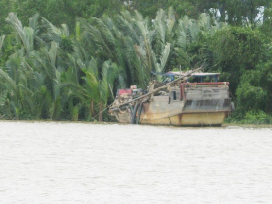 Chế tài đối với hành vi khai thác cát trái phép Chế tài đối với hành vi khai thác cát trái phép
