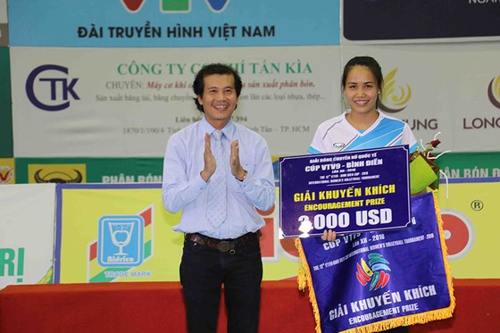 Chung kết Cúp bóng chuyền nữ VTV9 Bình Điền 2018: Ngược dòng ngoạn mục, Giang Tô lên ngôi! ảnh 8