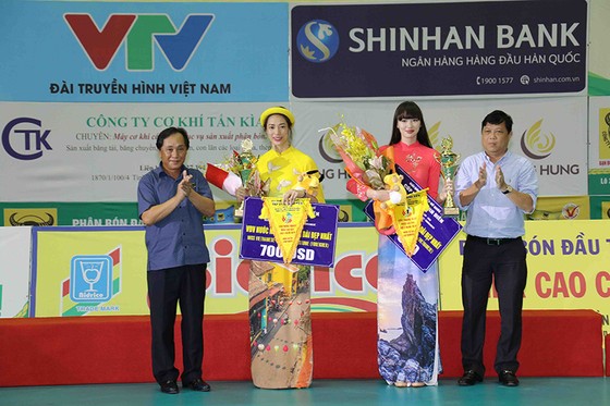 Chung kết Cúp bóng chuyền nữ VTV9 Bình Điền 2018: Ngược dòng ngoạn mục, Giang Tô lên ngôi! ảnh 6