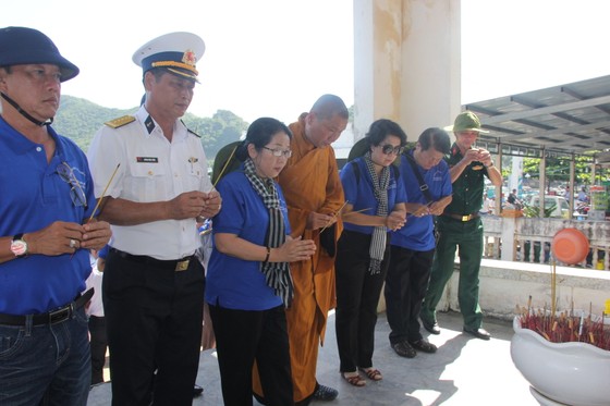 TPHCM xây tặng nhiều công trình dân sinh trên Hòn Đốc ảnh 4