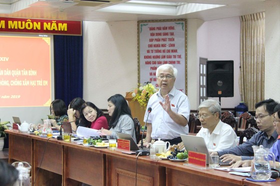 Xử án xâm hại tình dục trẻ em, nhiều vụ còn xử dưới khung ảnh 3