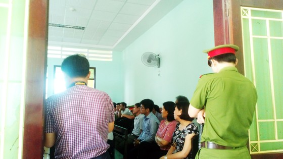 Cựu cán bộ thanh tra thuế không nhận tội, cho rằng bị doanh nghiệp "gài bẫy" ảnh 2