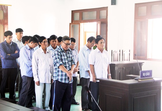 Tuyên án cựu chủ tịch huyện Đông Hòa cùng các thuộc cấp ảnh 2