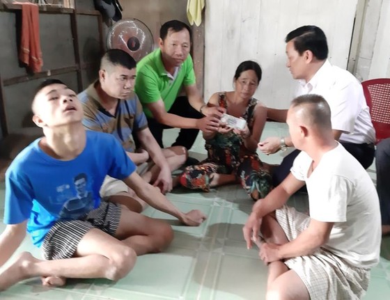 Báo SGGP trao 19 triệu đồng cho hộ nghèo ở Trà Vinh ảnh 1
