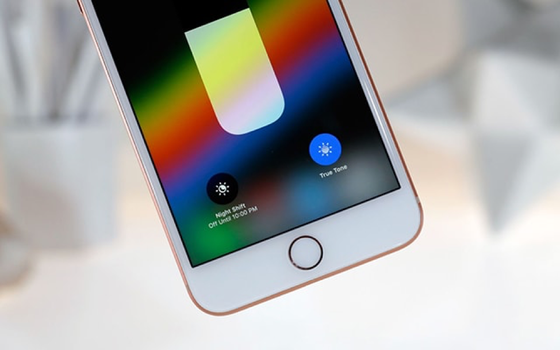 iPhone 8 Plus vừa mạnh mẽ vừa "truyền thống" ảnh 3