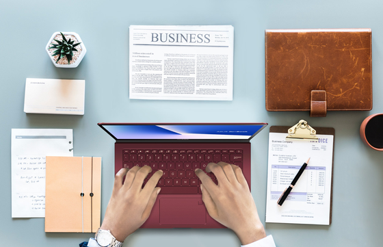 ASUS ZenBook S (UX391) ra mắt phiên bản Đỏ Burgundy ảnh 3