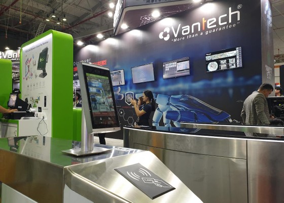 Vantech trình diễn công nghệ phân tích hình ảnh video thông minh ảnh 1