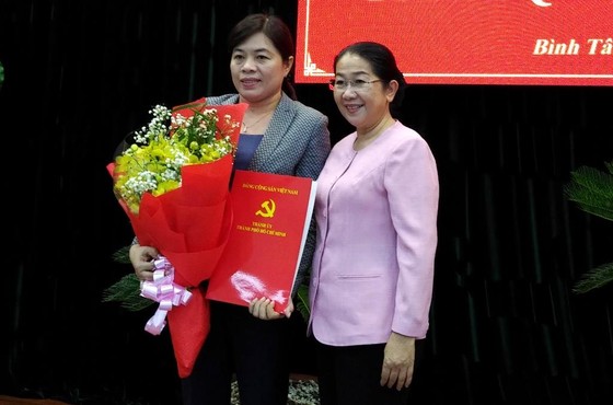 Đồng chí Nguyễn Trần Phượng Trân giữ nhiệm vụ Phó trưởng Ban Dân vận Thành ủy TPHCM ảnh 1