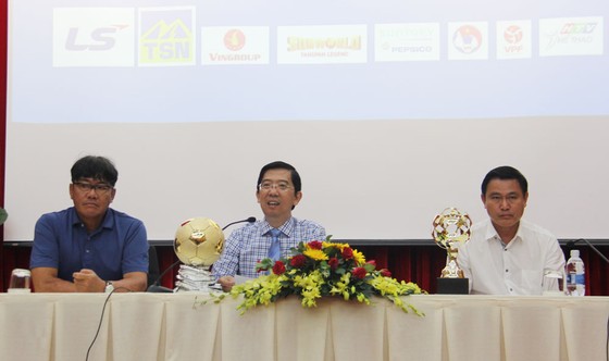 Họp báo công bố Giải thưởng Quả bóng Vàng Việt Nam 2018 ảnh 3