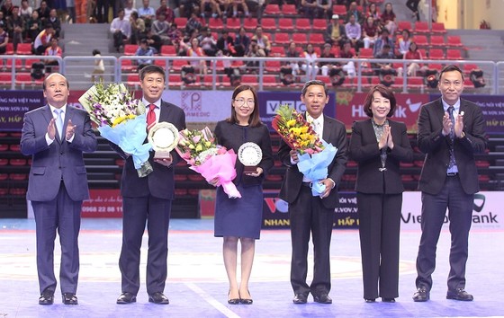 Giải futsal Cúp Quốc gia 2018 - Các đội mạnh đều giành chiến thắng ảnh 2