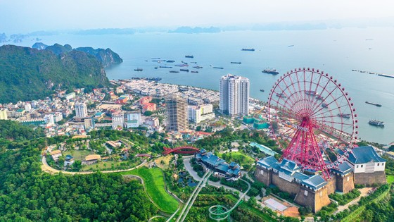 Đâu là 'đòn bẩy' cho bất động sản nghỉ dưỡng Hạ Long? ảnh 1