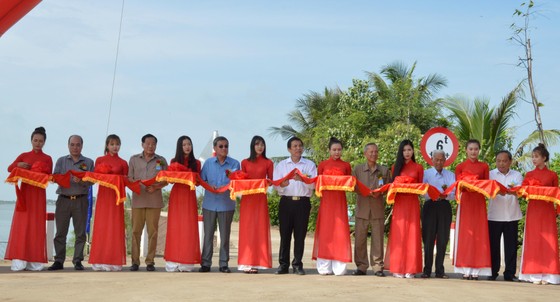 Khánh thành hồ chứa nước ngọt 85 tỷ đồng ở Bến Tre ảnh 1