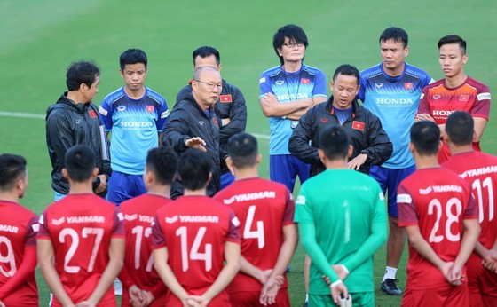 "Thợ săn bàn" nào cho đội tuyển Việt Nam ảnh 1
