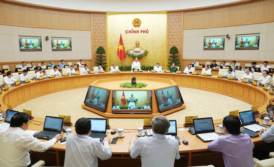 Chính phủ quyết tâm dồn sức làm xong cao tốc Trung Lương - Mỹ Thuận ảnh 1