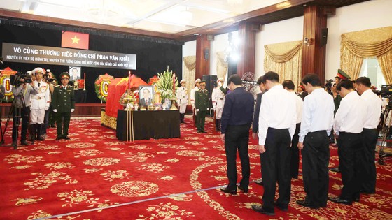 Lễ viếng nguyên Thủ tướng Phan Văn Khải ảnh 50