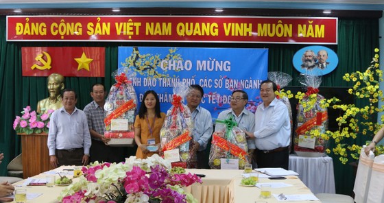 Đoàn đại biểu TPHCM chúc tết các cơ sở cai nghiện đặt tại TPHCM ảnh 1