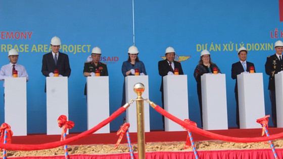 Khởi công dự án hơn 390 triệu USD nhằm xử lý chất độc dioxin tại sân bay Biên Hòa ảnh 1
