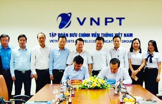 VNPT tiếp tục được Lào Cai “chọn mặt gửi vàng” ảnh 3
