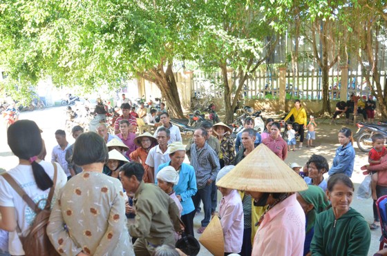 Bệnh viện Đại học Y Dược TPHCM khám chữa bệnh miễn phí cho người dân Quảng Ngãi ảnh 4