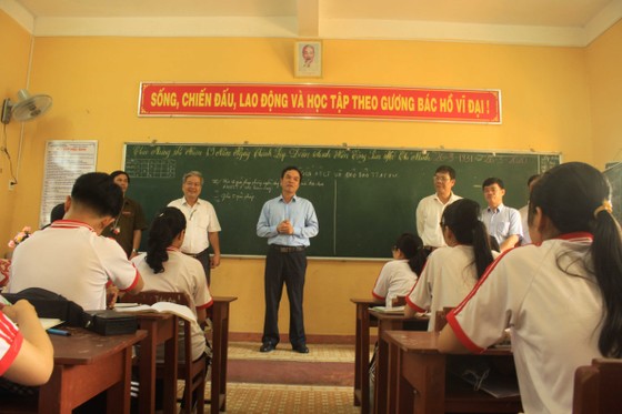 Quảng Ngãi: Kiểm tra công tác phòng dịch Covid-19 ở trường học ảnh 1