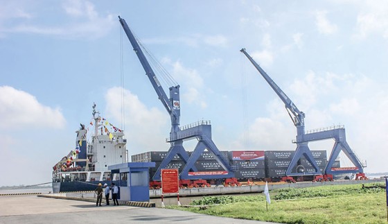 Logistics chưa xứng tầm ảnh 1