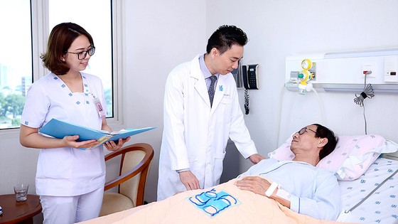 Vị bác sĩ chọn lối đi riêng ảnh 1