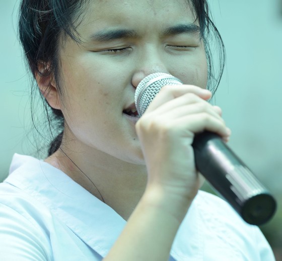 Dạy kỹ năng hội họa cho trẻ khiếm thị ảnh 1