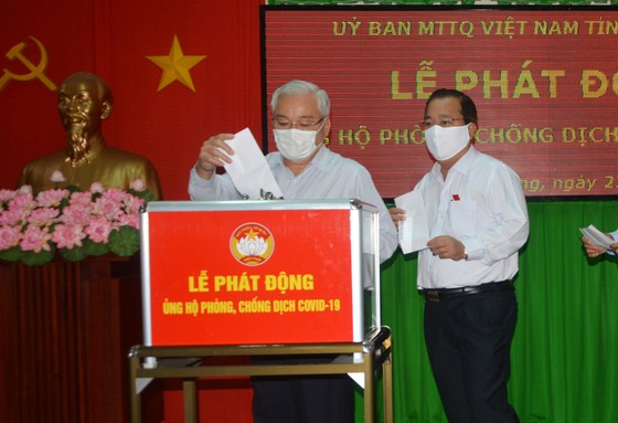 Sóc Trăng tiếp nhận hơn 1 tỷ đồng phòng chống dịch Covid-19 ảnh 1