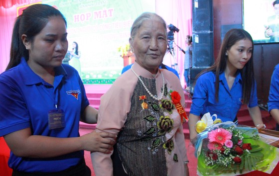 Sóc Trăng: 100% Mẹ Việt Nam Anh hùng được phụng dưỡng ảnh 1