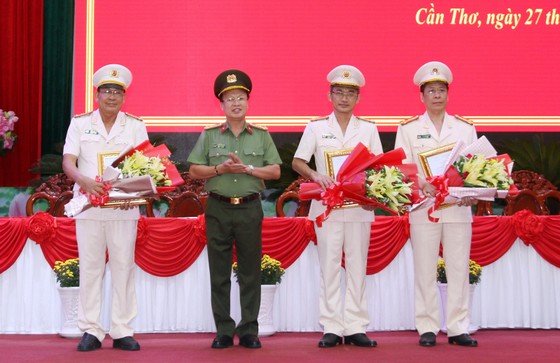 Cần Thơ có 3 tân Phó Giám đốc Công an ảnh 1