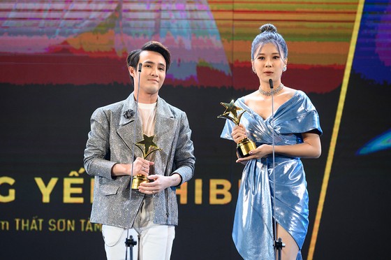 Phim Gái già lắm chiêu 2 'đại thắng' tại Ngôi sao xanh ảnh 2