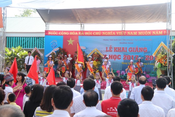 Gần 5 tỉ đồng ủng hộ Trung tâm Nuôi dạy trẻ khuyết tật Võ Hồng Sơn ảnh 3