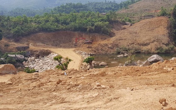 Phát hiện Công ty CP DHC Suối Đôi thi công nhiều công trình chưa có giấy phép ảnh 1