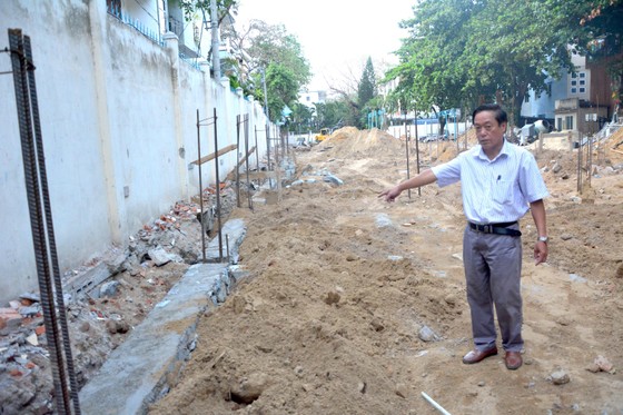 Gấp rút hoàn thiện các công trình xây dựng trường học trước năm học mới ảnh 1